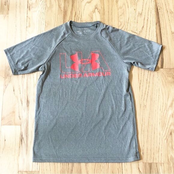 Under Armour T-shirt  - Picture 1 of 4